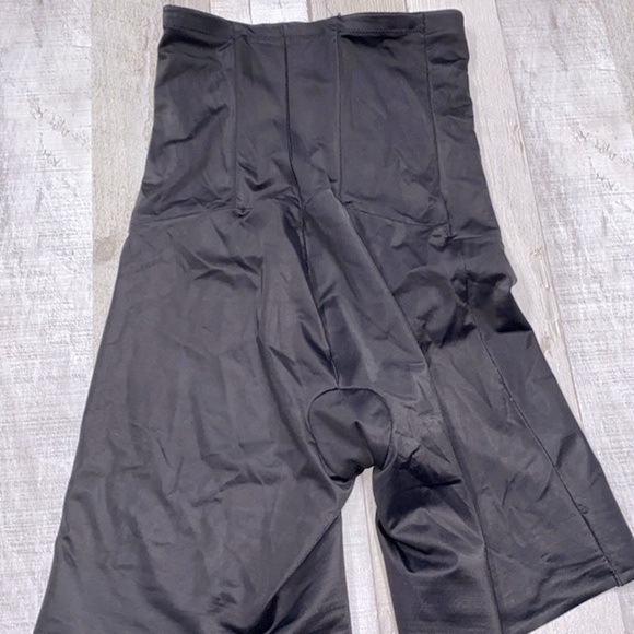 Miracle suit black shaper bottoms size medium - Picture 2 of 5